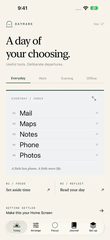 Daymark's minimal launcher with Mail, Maps, Notes, Phone, and Photos